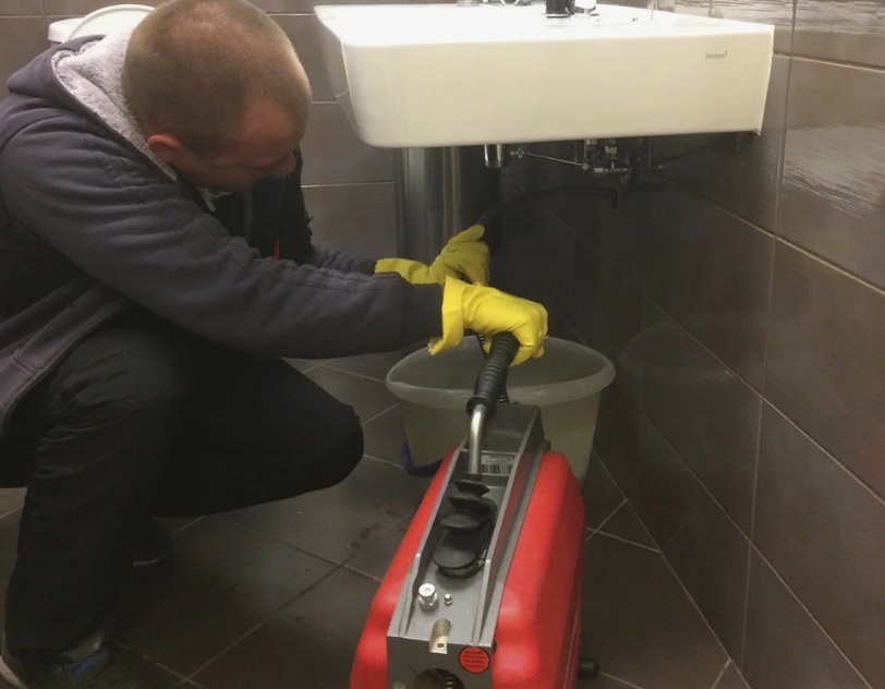 Tuvalet Tıkanıklıği Açma